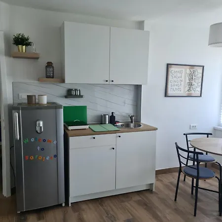 Lovely Belki * سراييفو